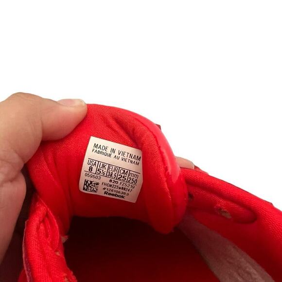 Reebok Women's Cardi Club C Double Low Tops Red Size 8 Street Wear Collaboration - Picture 8 of 11